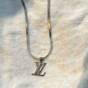 Necklace with free gift